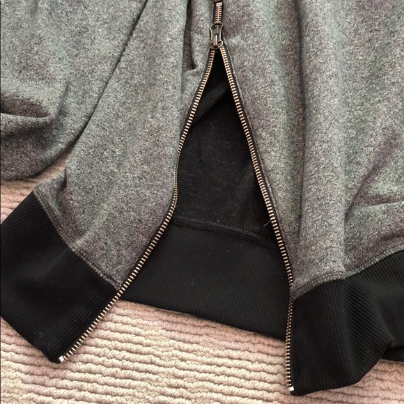 LULULEMON SWEATSHIRT with hood - Picture 3 of 7